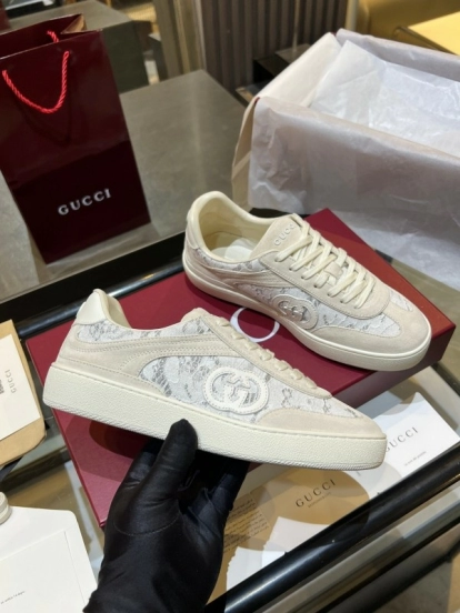 Gucci Couple Style Trainer Shoes; Forrest Gump Shoes; Sports Shoes - AS00280
