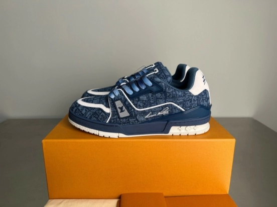 Adidas 2025 Spring Summer Collection Premium Leather Sneakers with Signature Logo - YC